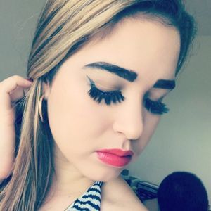 Meet your Posher, Rocio